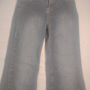 Stylish Women's Light Blue Jeans